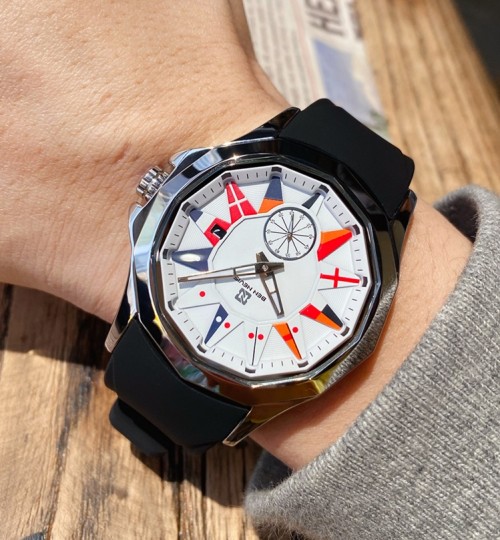 นาฬิกา BEN NEVIS สายยางคุณภาพเยี่ยม สีดำหน้าปัดขาวสวยมาก