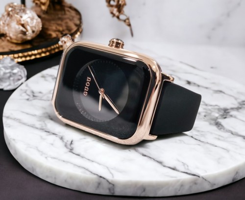 นาฬิกา GUOU สายซิลิโคน หน้าปัดสีดำ ทรงสีเหลี่ยมโค้งมน สวยหรู