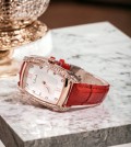 นาฬิกาหรูแบรนด์ Labaoli สายหนังเงาแดง หน้าปัดสี่เหลี่ยมล้อมเพชร สวยหรู